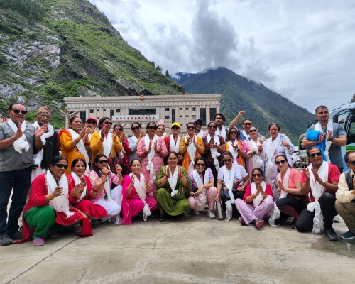 Nepali Group In Kerung Border During Kailash Yatra